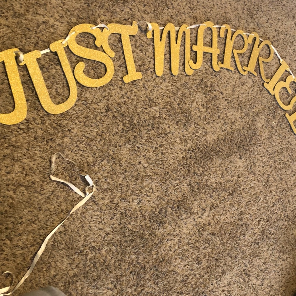 “Just Married” wedding banner